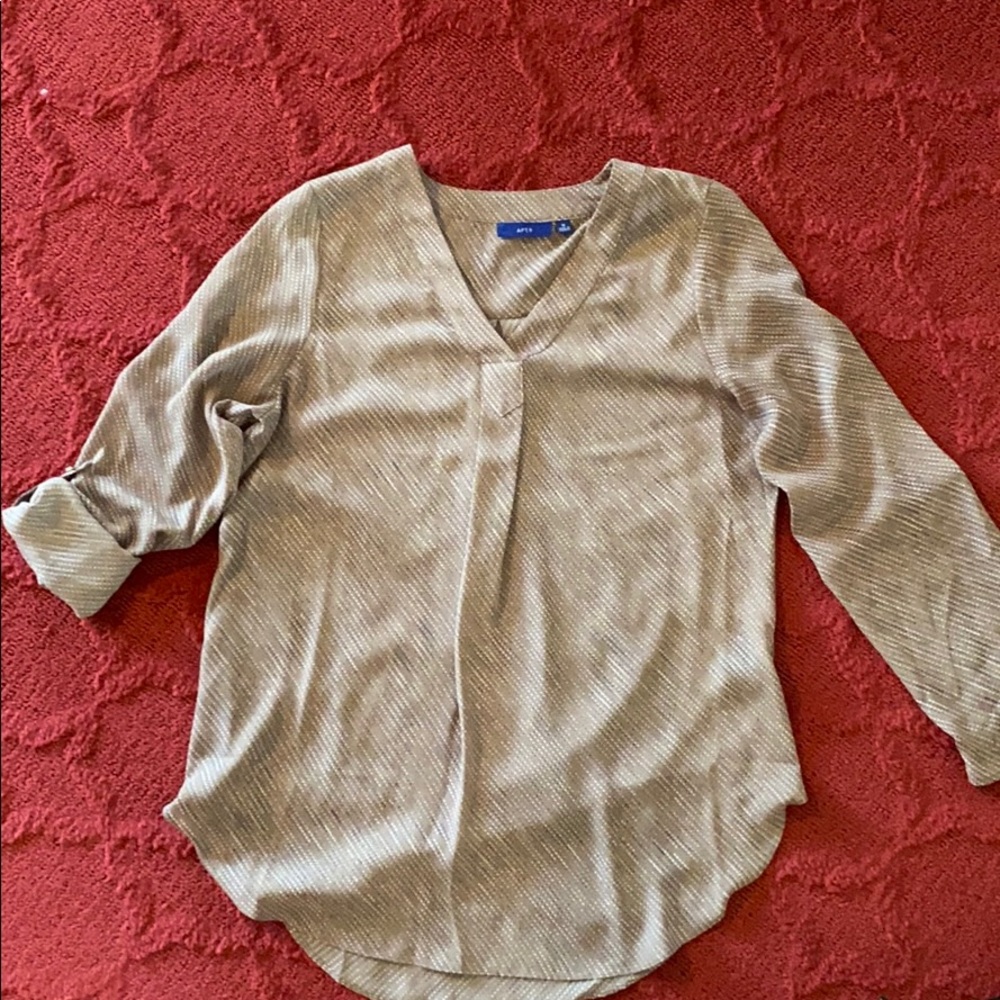 Nice long blouse V neck.